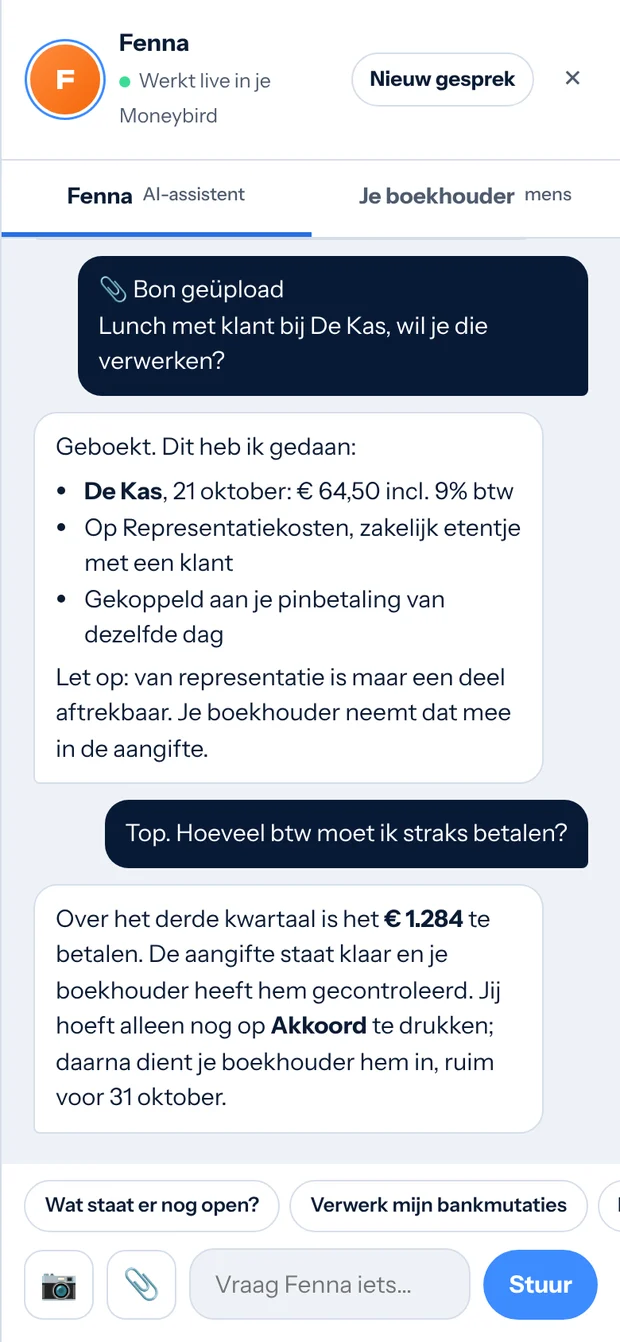 Chat met Fenna op de telefoon: een bon wordt geboekt en Fenna vertelt hoeveel btw je moet betalen