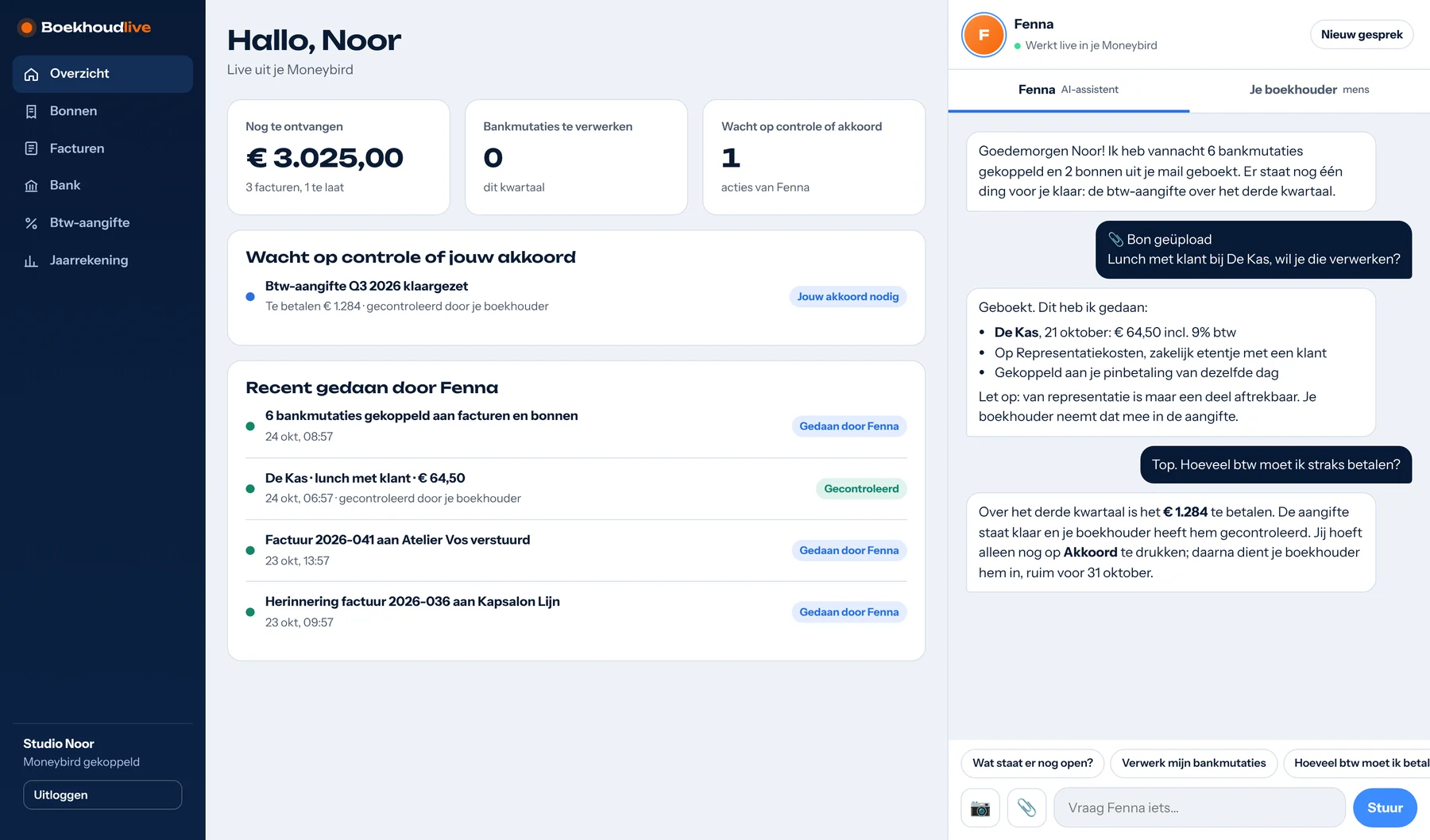 Het klantportaal van Boekhoudlive: openstaande facturen, de btw-aangifte die op akkoord wacht, wat Fenna recent deed, en de chat met Fenna